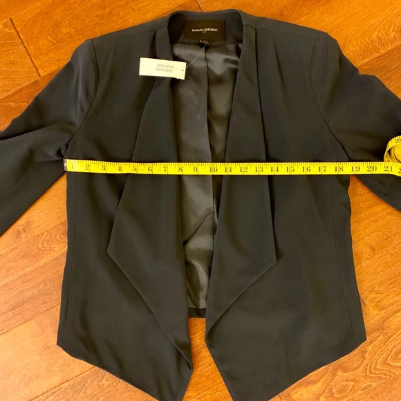 🤩HP🤩 Banana Republic • Navy Blue Blazer 🆕 - Picture 2 of 6